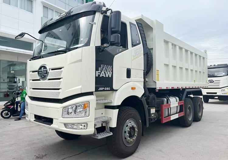 FAW J6P 390 Tipper Truck for Sale in Uganda