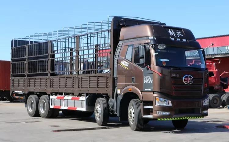 Faw J6P 460hp 8x4 Fence Cargo Truck for Cargo Transport
