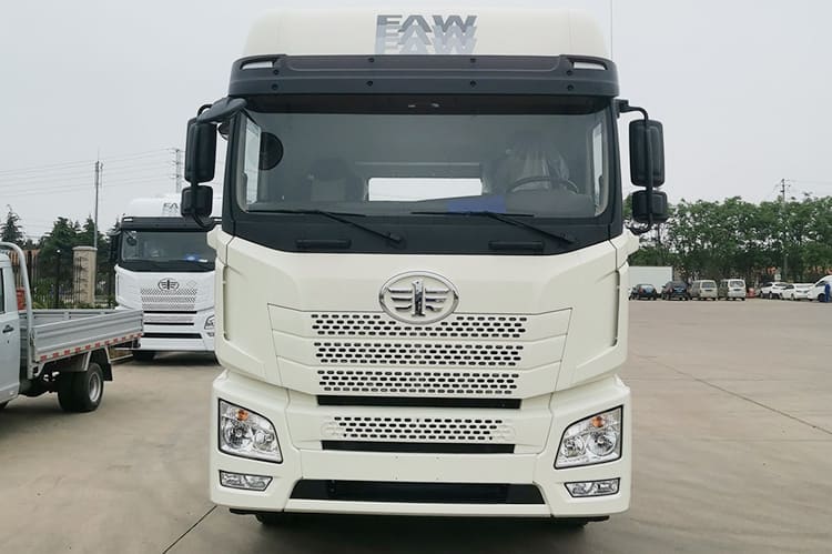 JH6 FAW 420 Truck Tractor Head for Sale in Tanzania